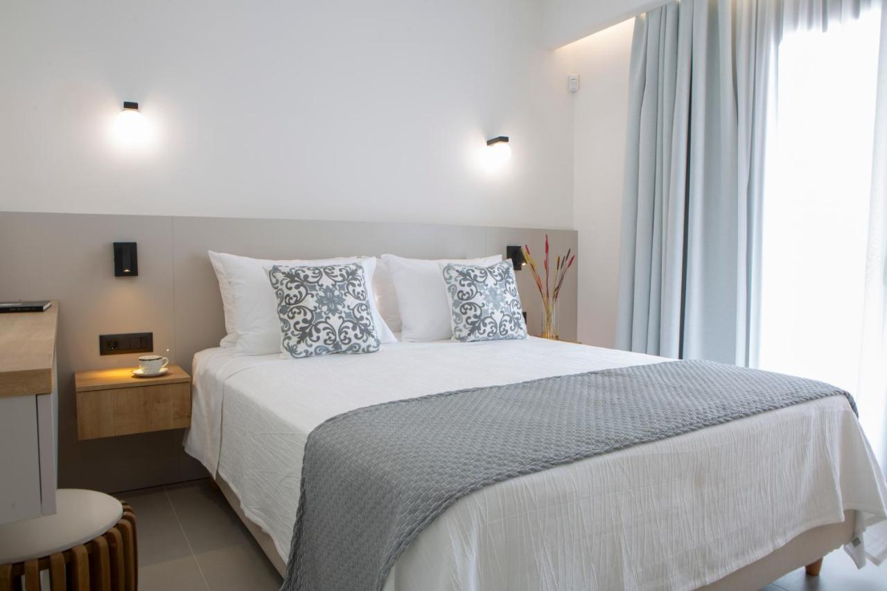 Achillion Suites Lefkada City Exterior photo