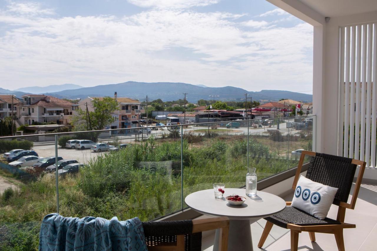 Achillion Suites Lefkada City Exterior photo
